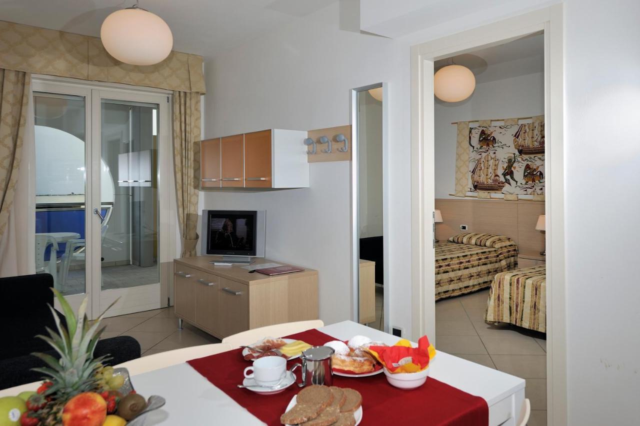 Ashanti Aparthotel Wellness&Spa Bibione Chambre photo